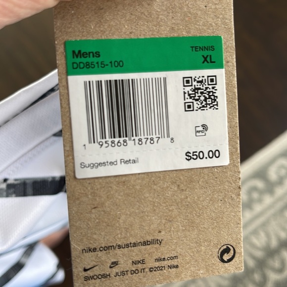 NWT NIKE Move to Zero DriFit Black White Stripe V Neck Athleisure Size XL - Picture 6 of 6